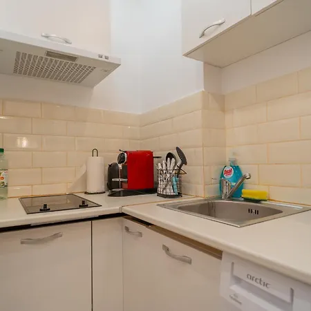 Velaris Collection I 2Br Luxury I 5Min Metro I Central District 公寓 布加勒斯特