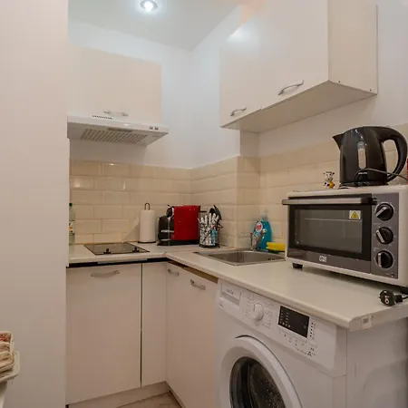 Appartement Velaris Collection I 2Br Luxury I 5Min Metro I Central District