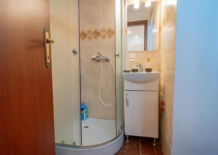 公寓 Velaris Collection I 2br Luxury I 5min Metro I District