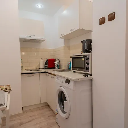 公寓 Velaris Collection I 2br Luxury I 5min Metro I District *